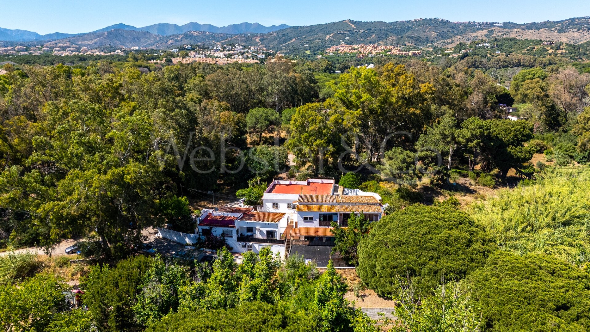 Apartment The Woods - Secluded Renovation Project, Elviria