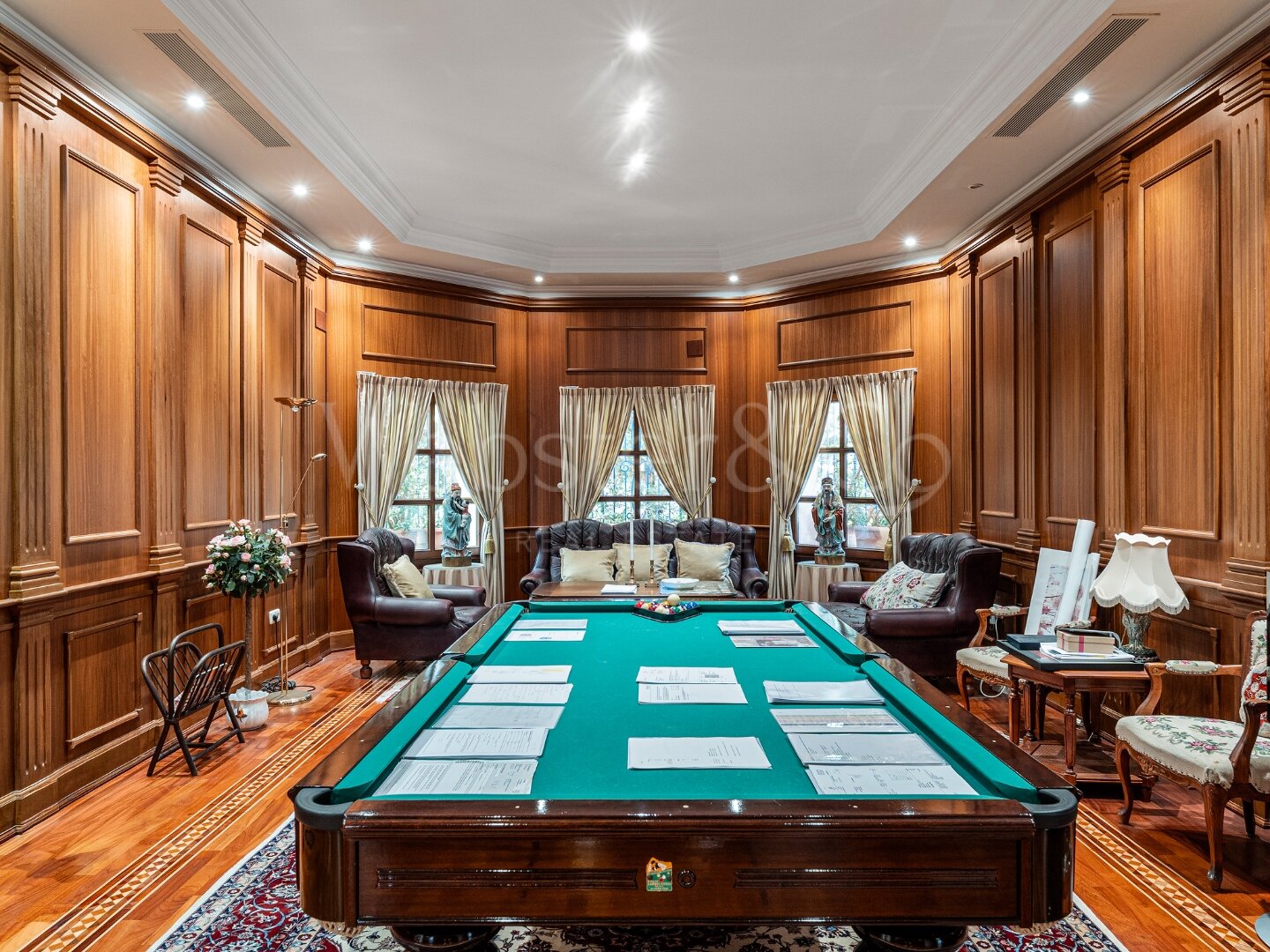 Aloha Palace - Opulent Villa in Nueva Andalucia