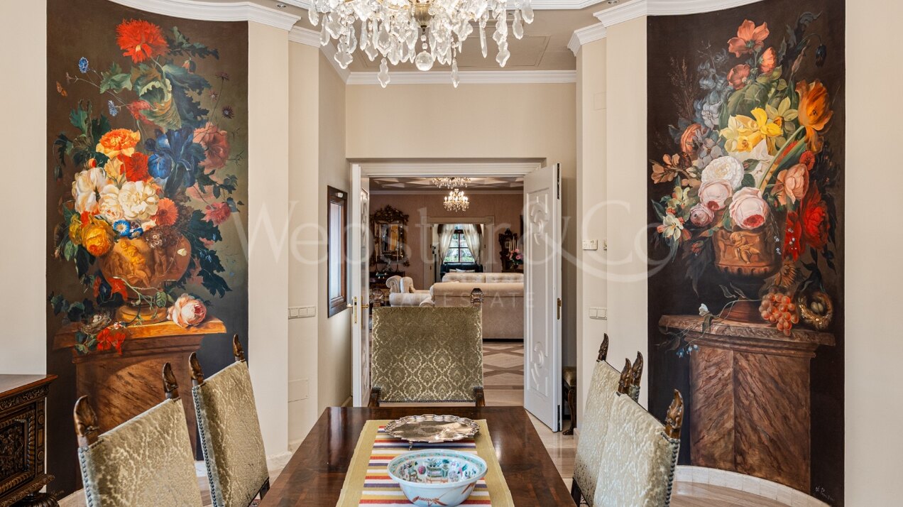 Aloha Palace - Opulent Villa in Nueva Andalucia