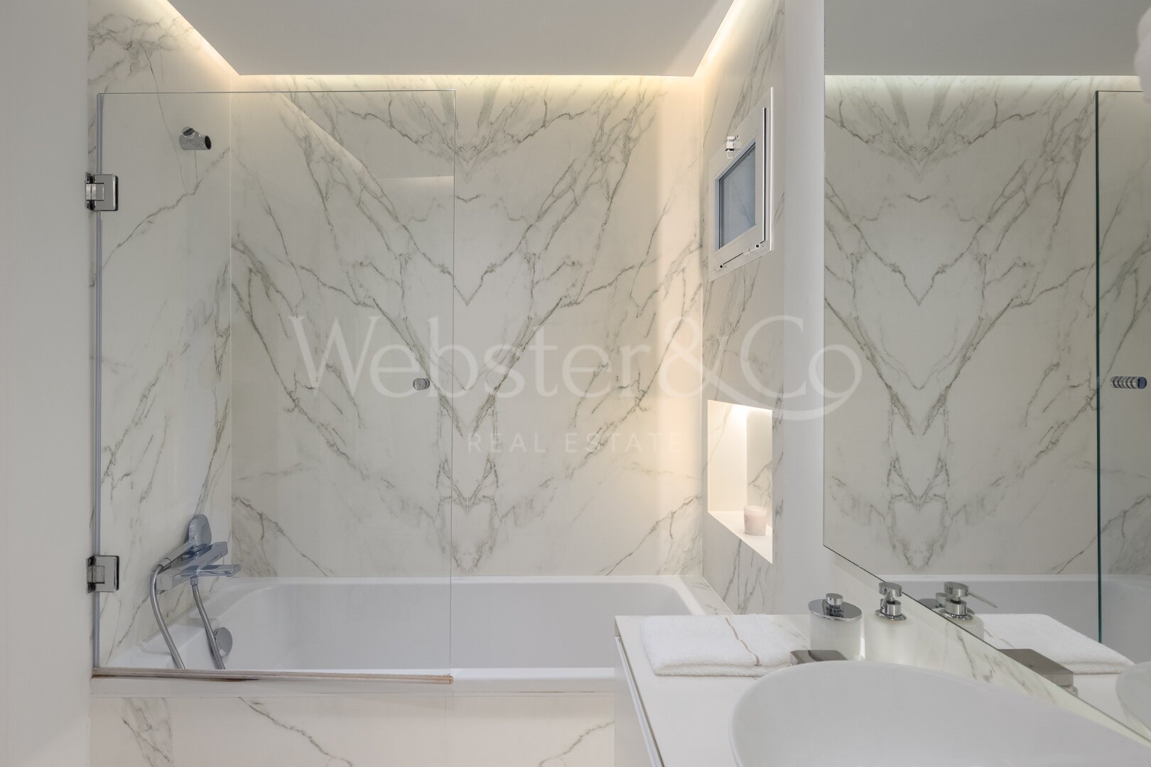 Apartment Granados - Beachfront Luxury, Puerto Banús
