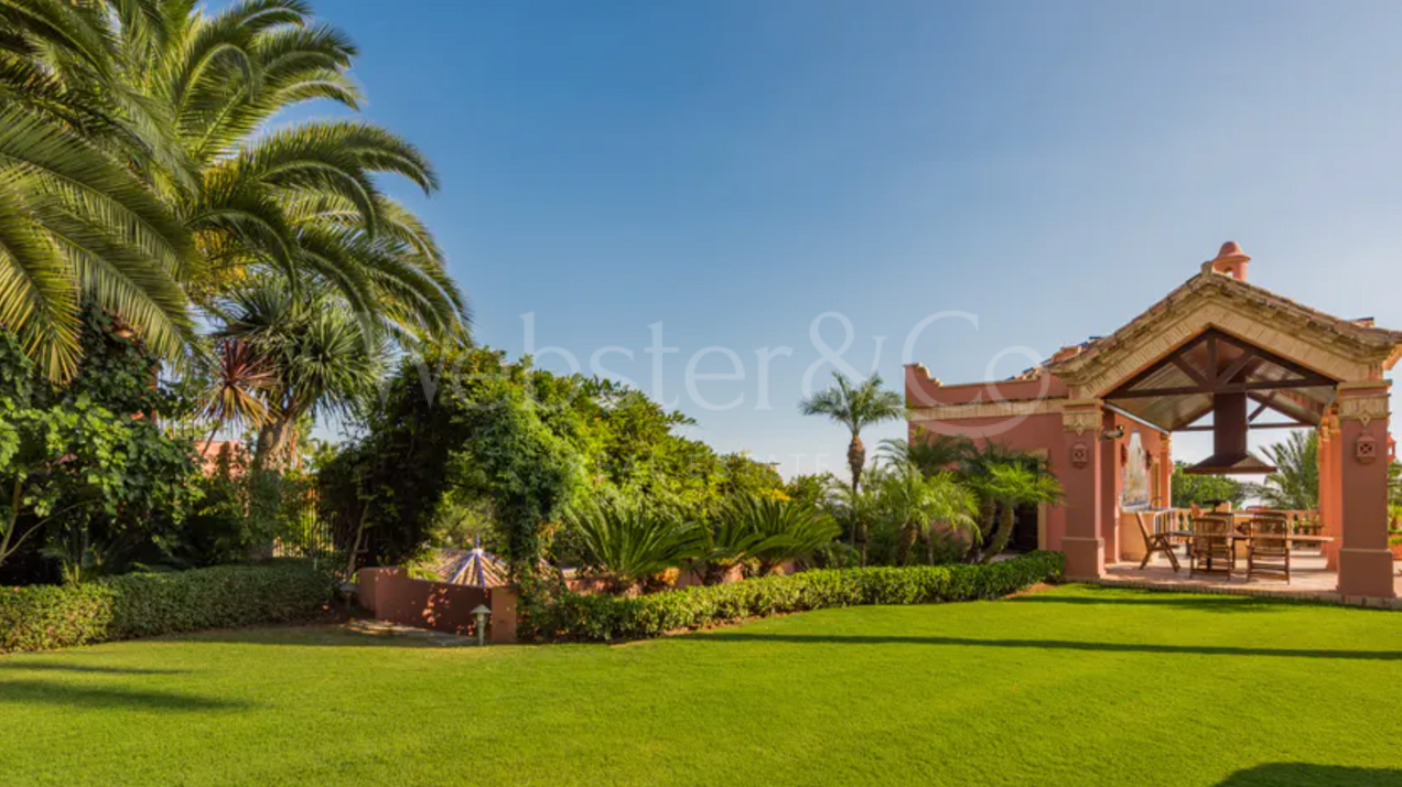 Casa Medusa - Luxurious Property in Sierra Blanca