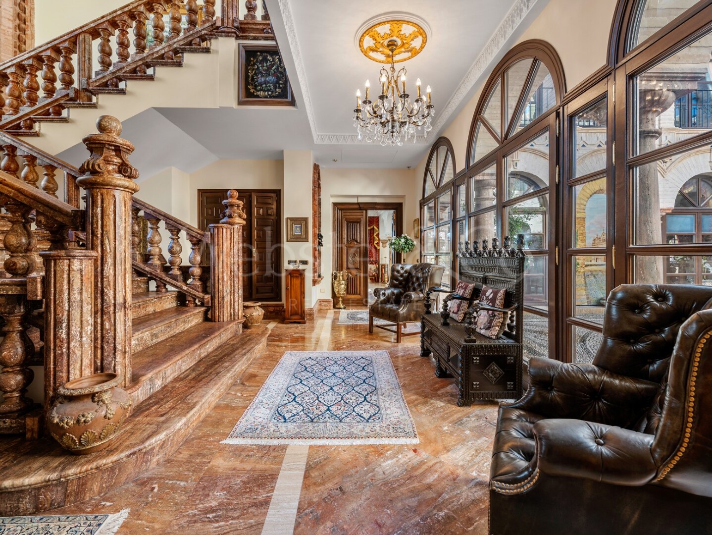 Casa Medusa - Luxurious Property in Sierra Blanca