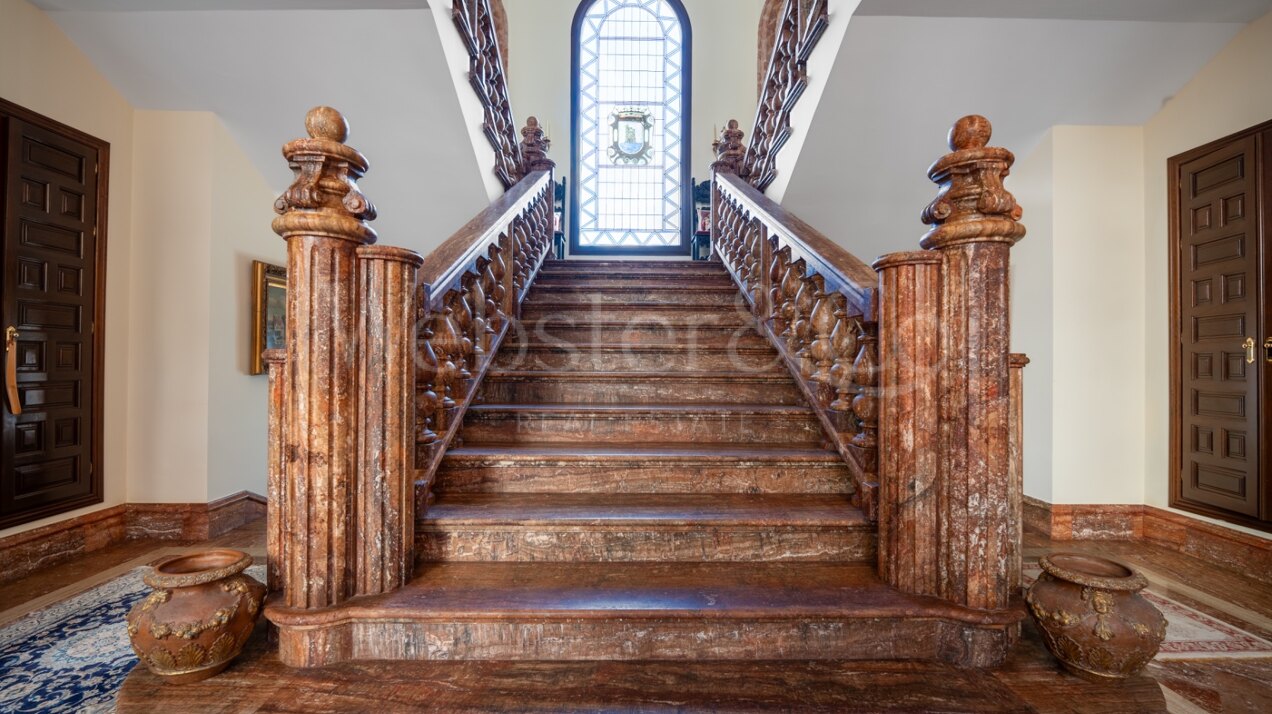 Casa Medusa - Luxurious Property in Sierra Blanca