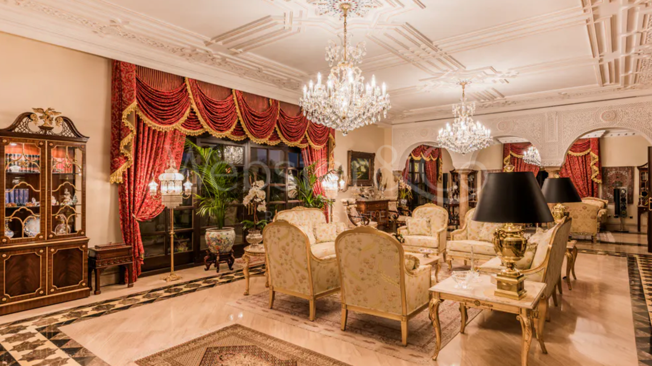 Casa Medusa - Luxurious Property in Sierra Blanca