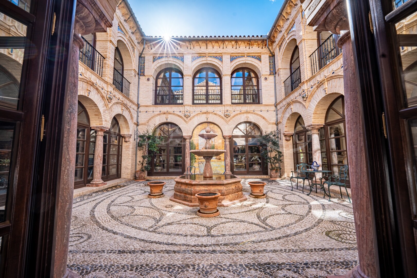 Casa Medusa - Luxurious Property in Sierra Blanca