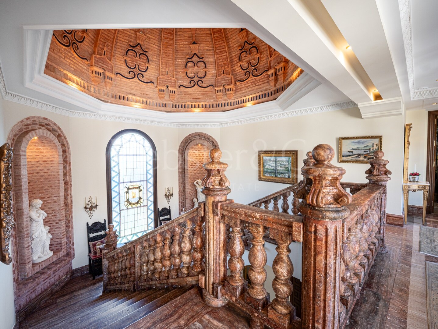 Casa Medusa - Luxurious Property in Sierra Blanca