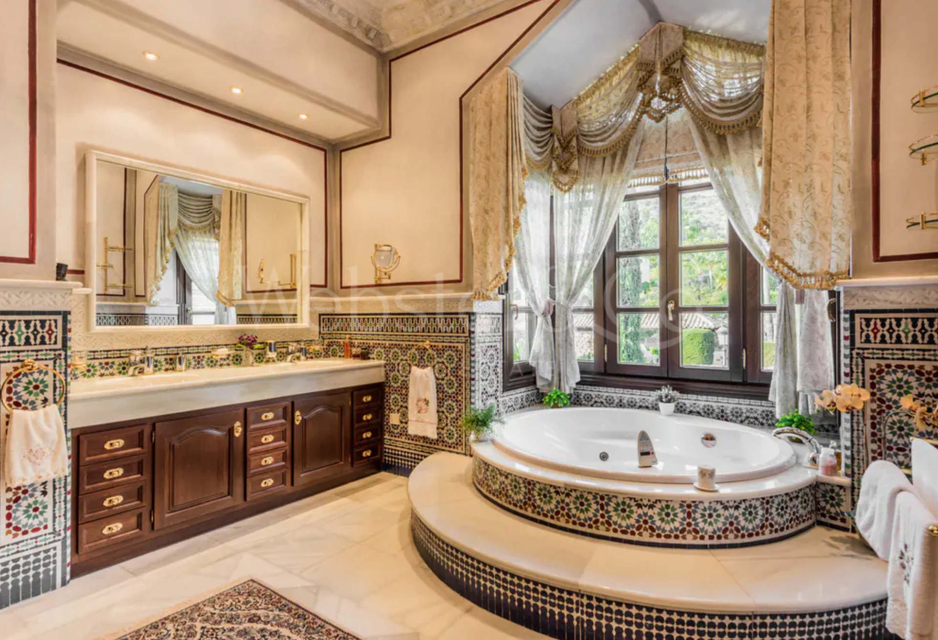 Casa Medusa - Luxurious Property in Sierra Blanca