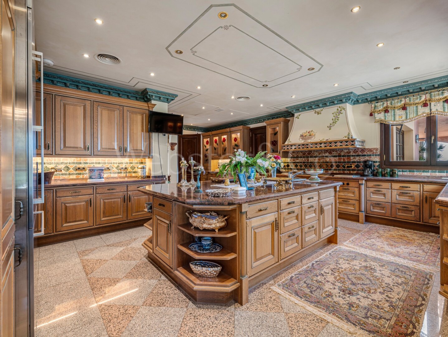 Casa Medusa - Luxurious Property in Sierra Blanca