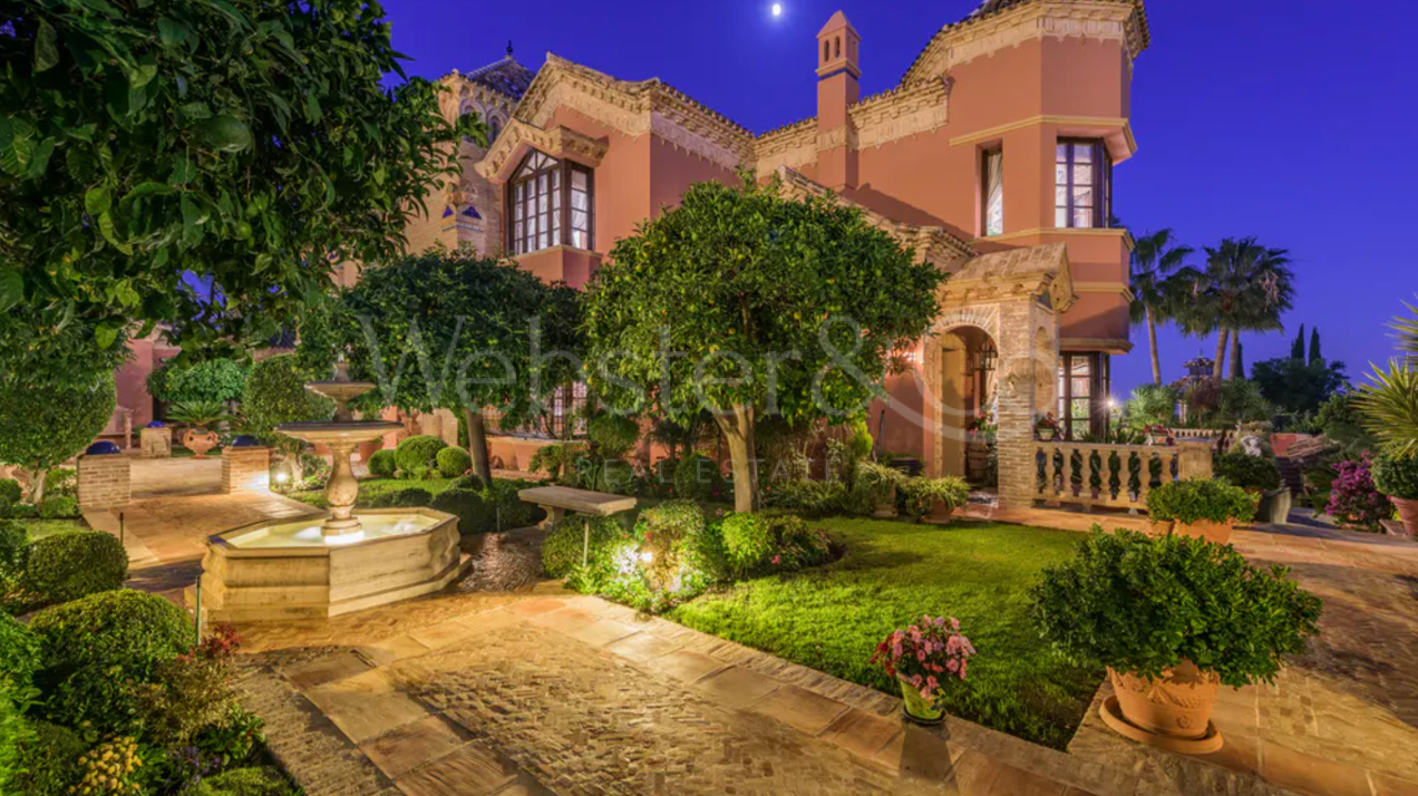 Casa Medusa - Luxurious Property in Sierra Blanca