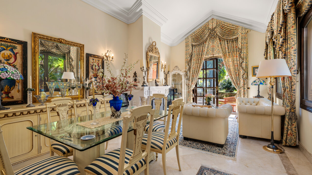 Casa Medusa - Luxurious Property in Sierra Blanca