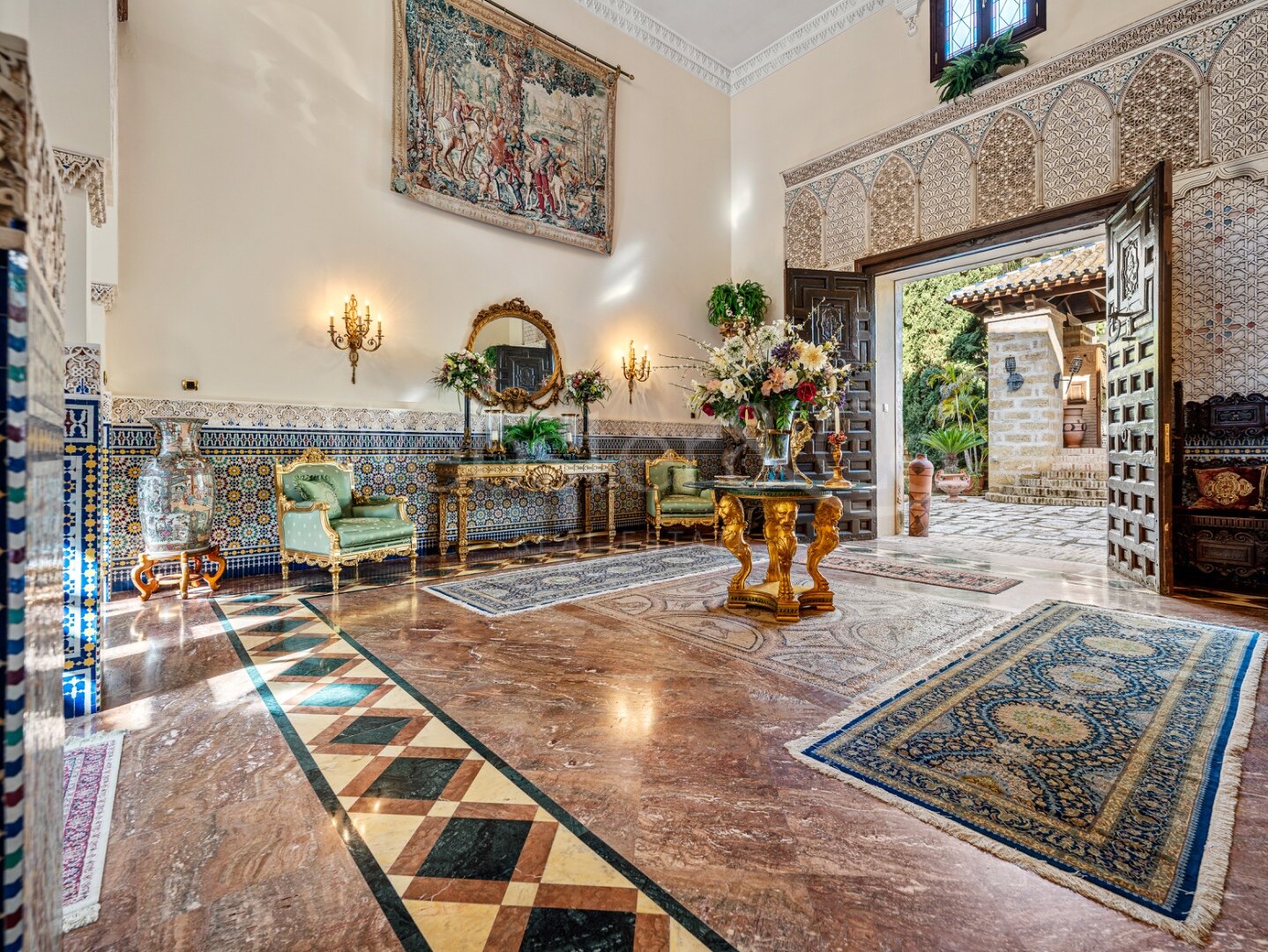 Casa Medusa - Luxurious Property in Sierra Blanca