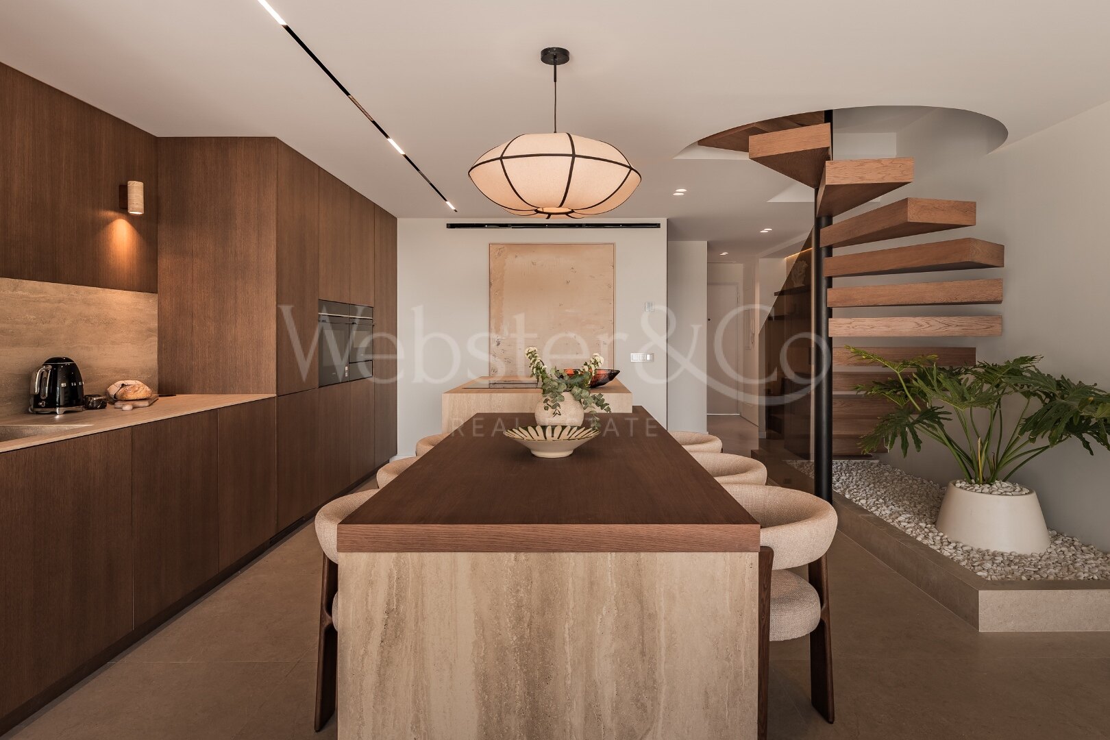 Casa Suma - Renovated Luxury in Altos de Aloha