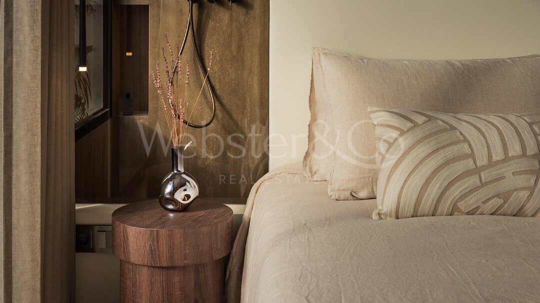 Casa Suma - Renovated Luxury in Altos de Aloha