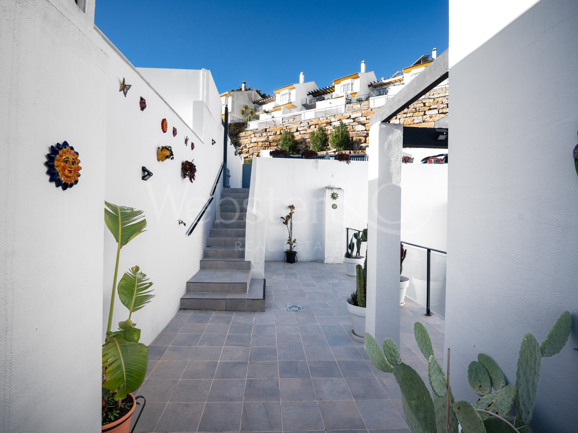 Casa Altavista - Exquisite Townhouse in Marbella