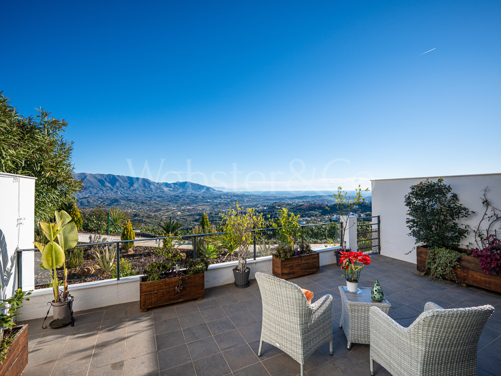 Casa Altavista - Exquisite Townhouse in Marbella