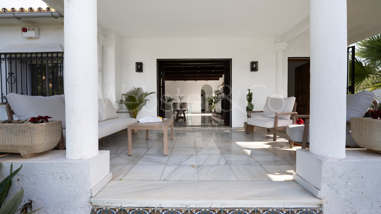 Villa Lucia - Light Filled Home, Nueva Andalucía