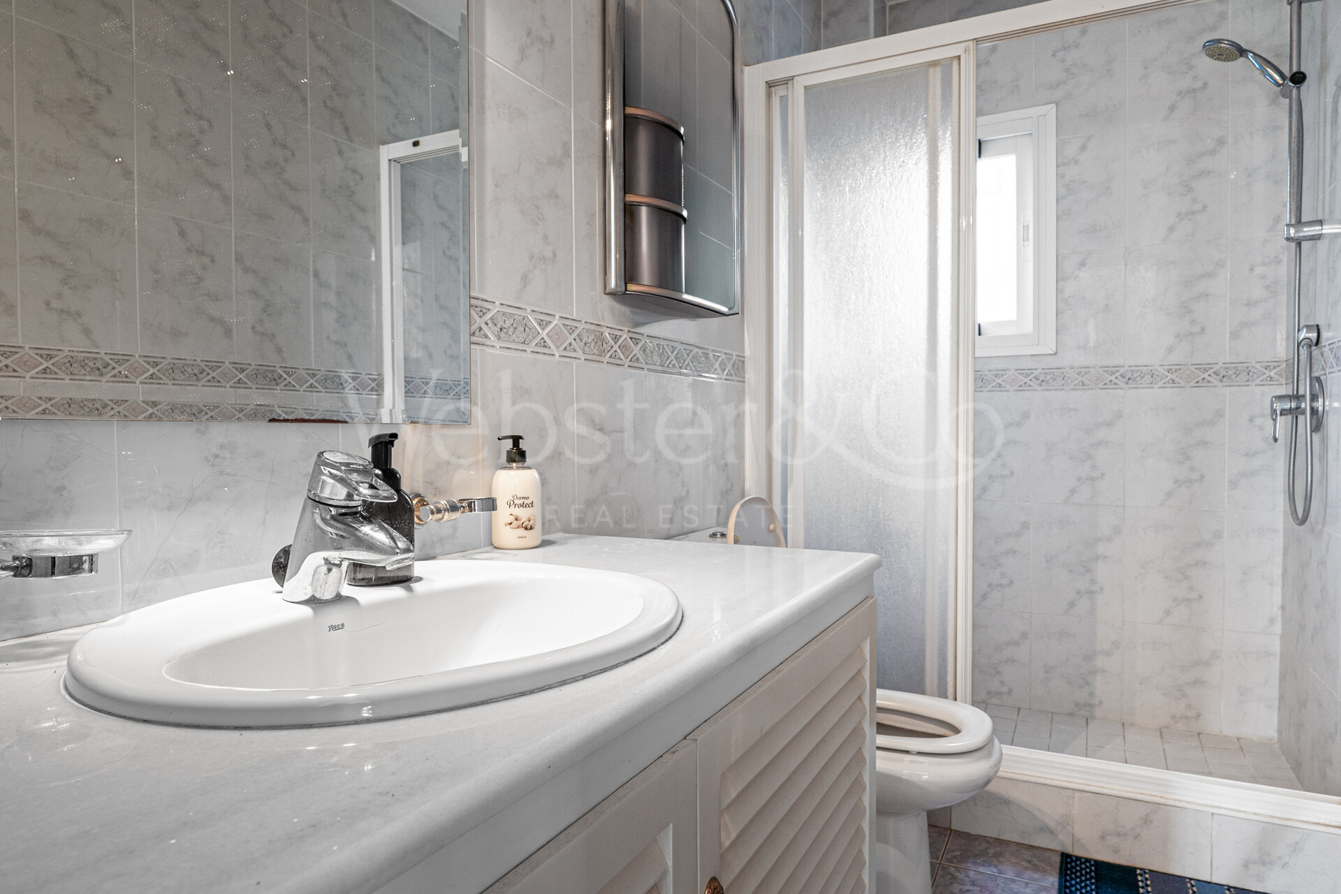 Villa Lucia - Light Filled Home, Nueva Andalucía