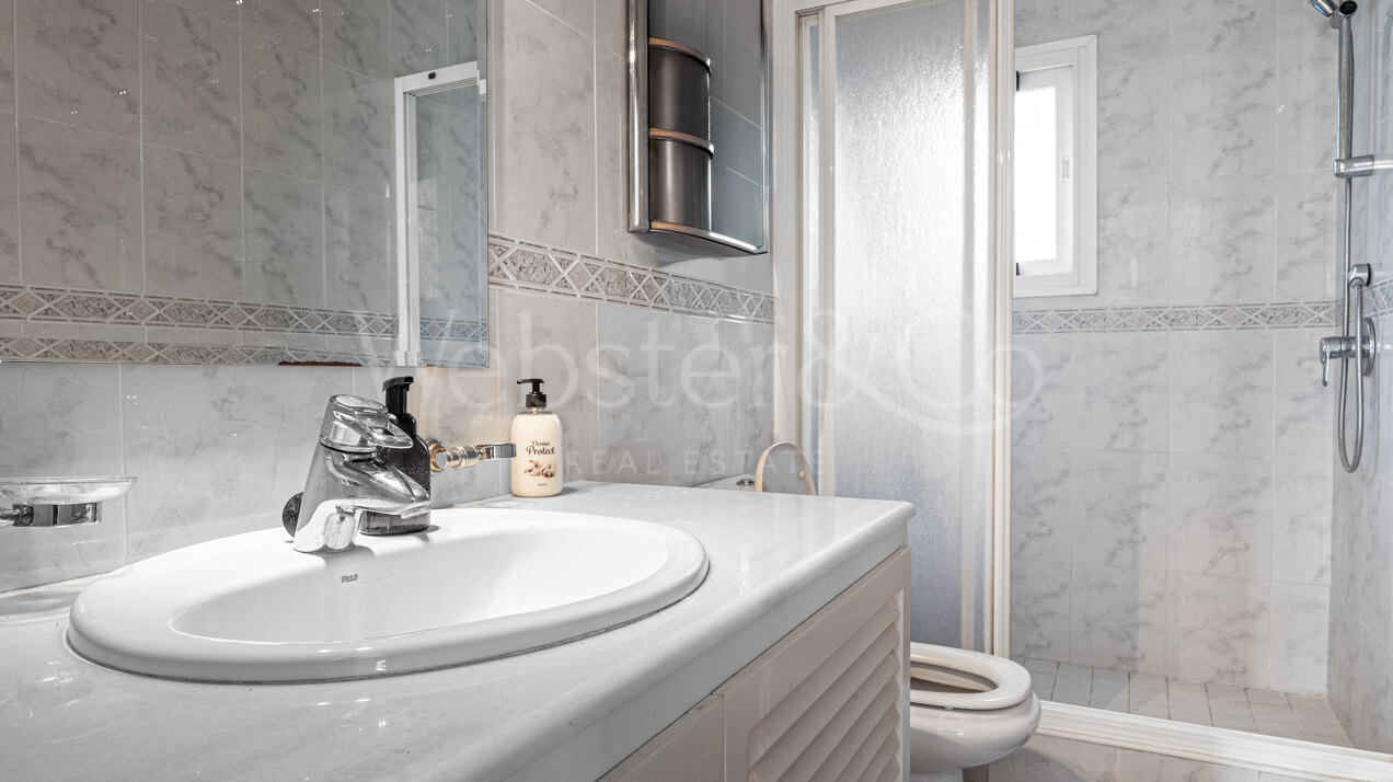 Villa Lucia - Light Filled Home, Nueva Andalucía