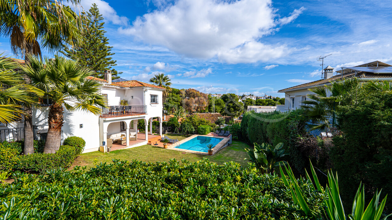 Villa Lucia - Light Filled Home, Nueva Andalucía