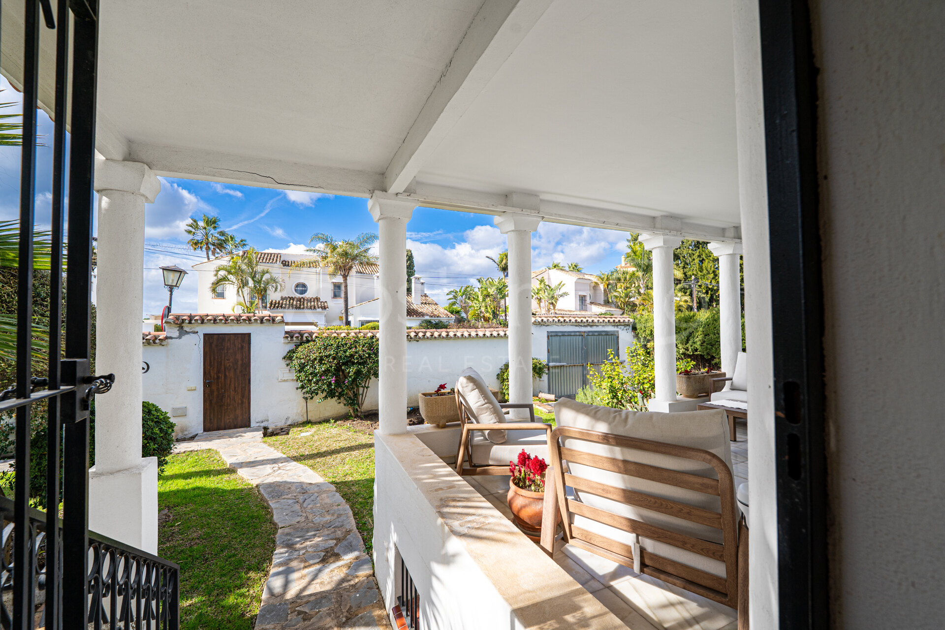 Villa Lucia - Light Filled Home, Nueva Andalucía