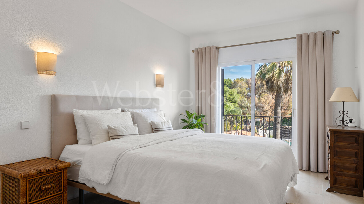 Villa Lucia - Light Filled Home, Nueva Andalucía