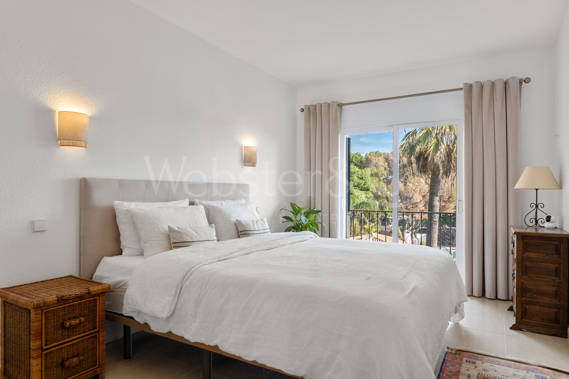 Villa Lucia - Light Filled Home, Nueva Andalucía