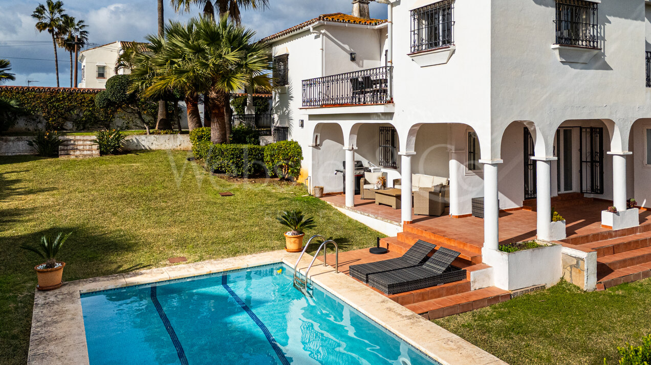 Villa Lucia - Light Filled Home, Nueva Andalucía