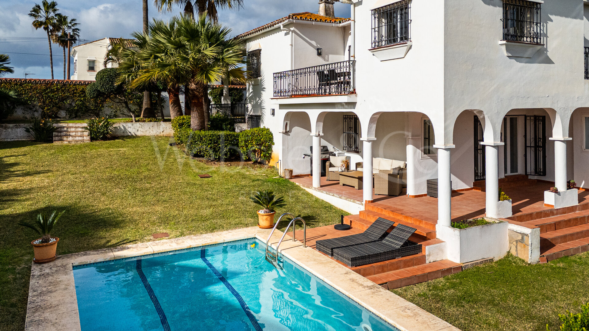 Villa Lucia - Light Filled Home, Nueva Andalucía