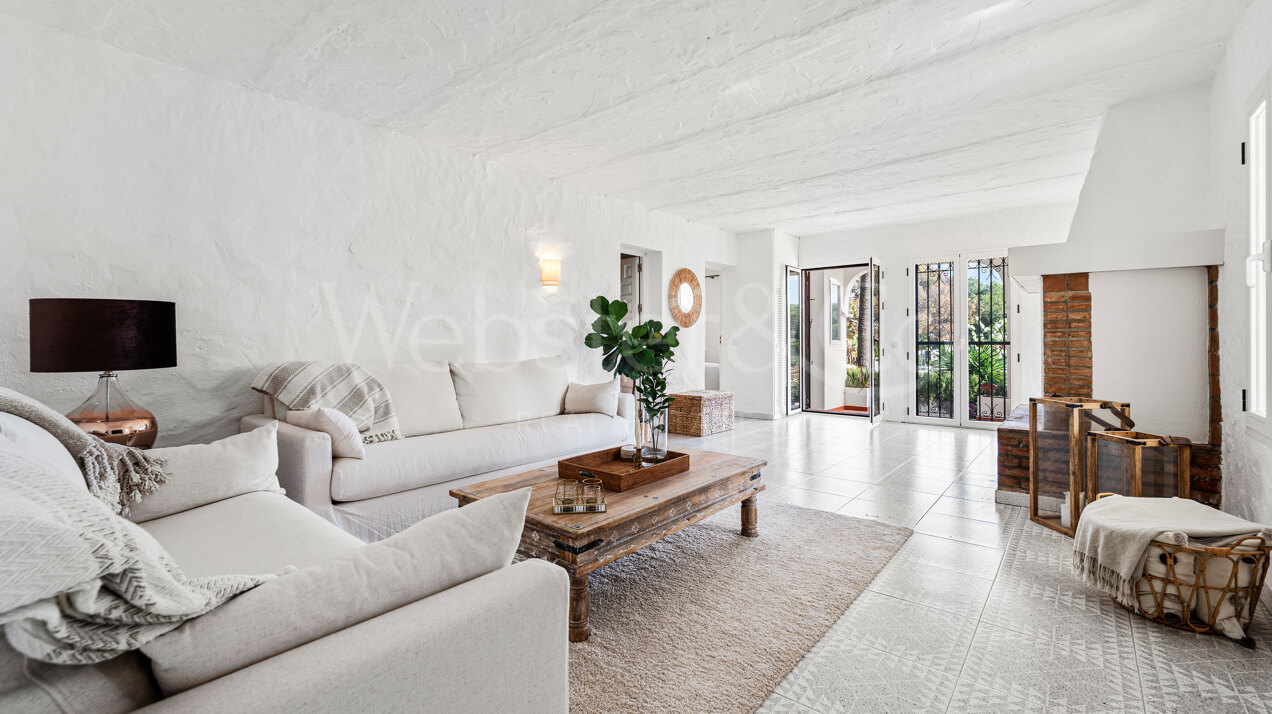 Villa Lucia - Light Filled Home, Nueva Andalucía