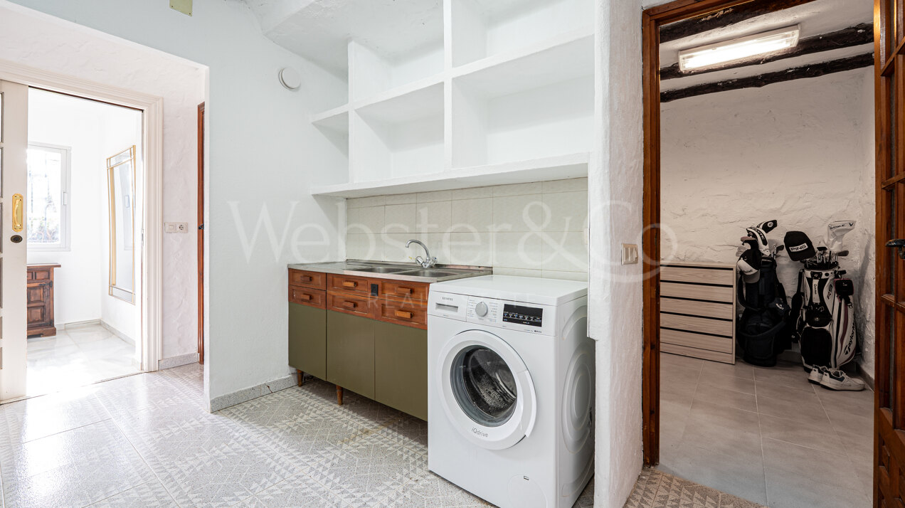 Villa Lucia - Light Filled Home, Nueva Andalucía