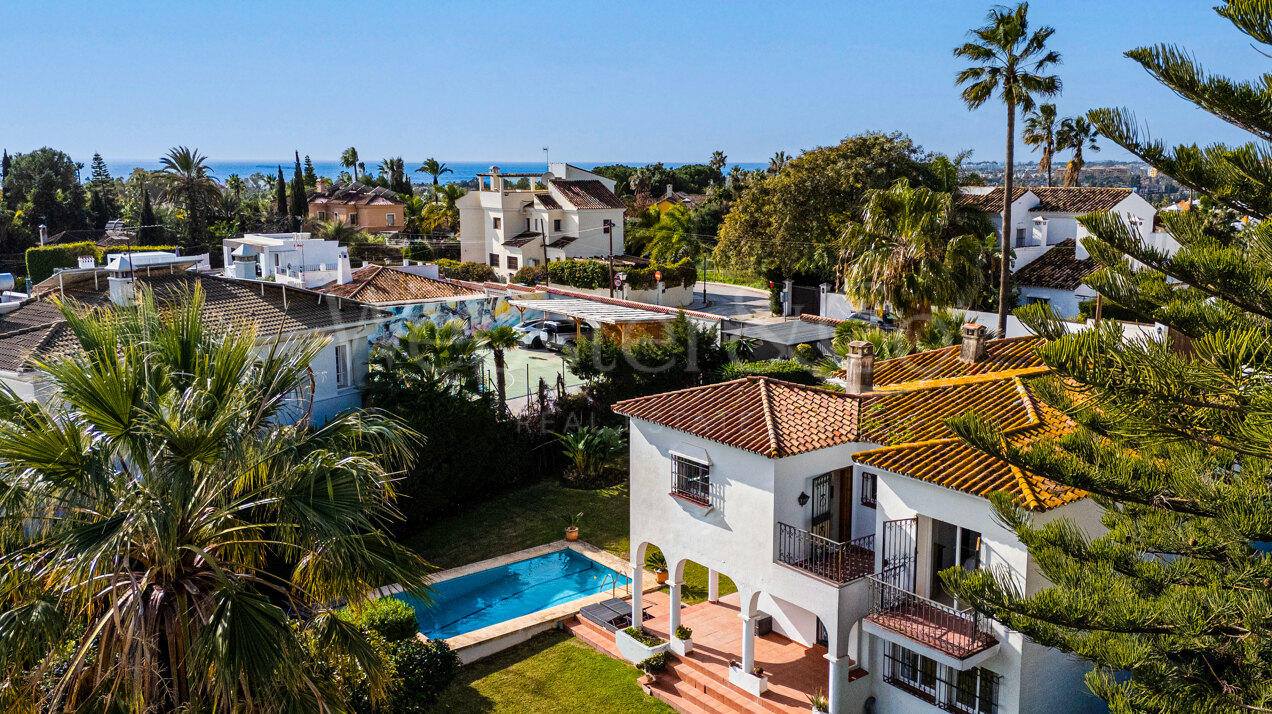 Villa Lucia - Light Filled Home, Nueva Andalucía
