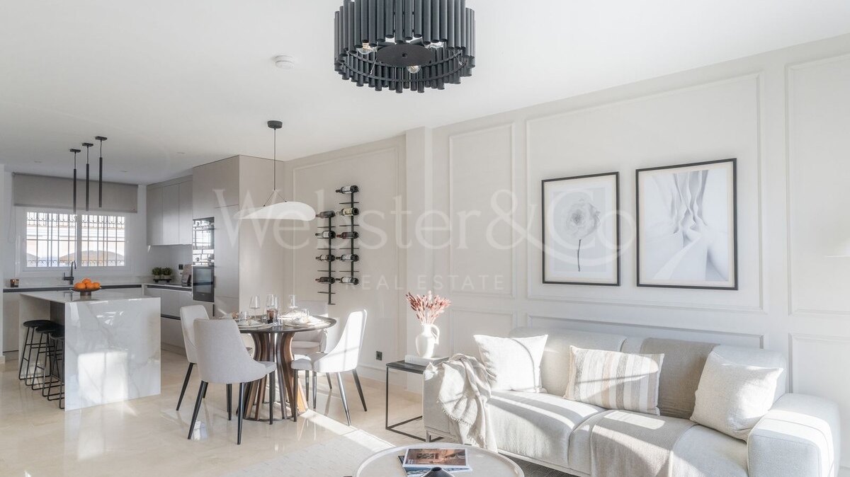 Townhouse Waterfall - Scenic Views in Aloha Pueblo