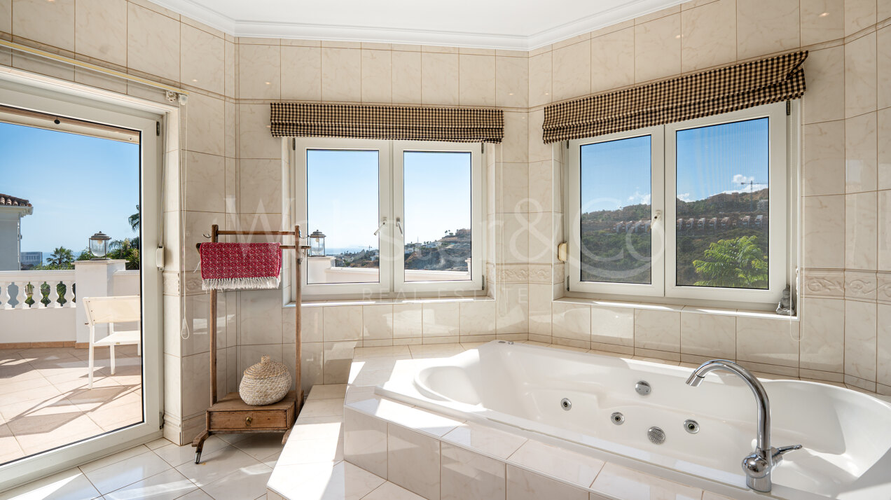 Casa Felix - Beautiful Family Home, Estepona