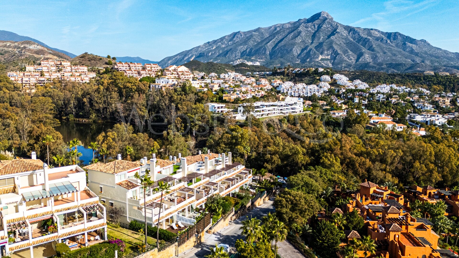 Apartment Gales II - Luxury Flat in Nueva Andalucia