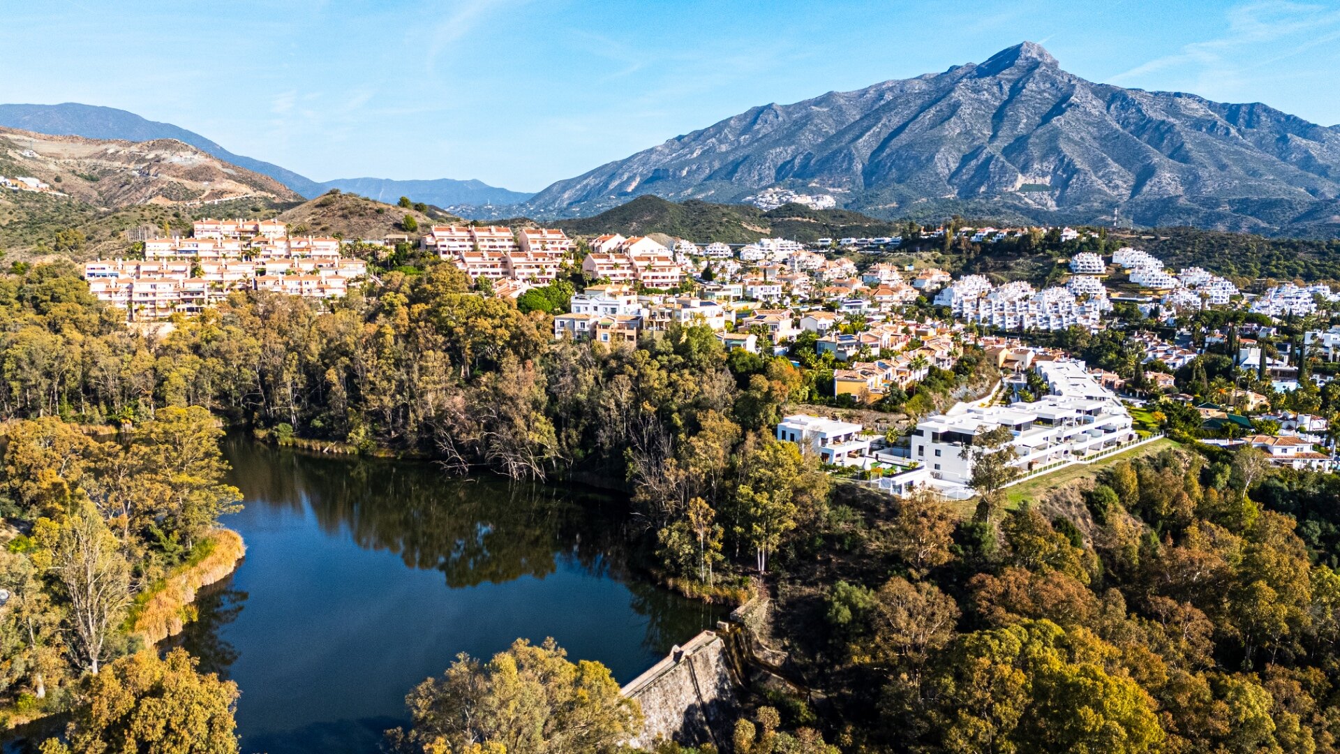 Apartament Gales II - Piso de Lujo, Nueva Andalucia