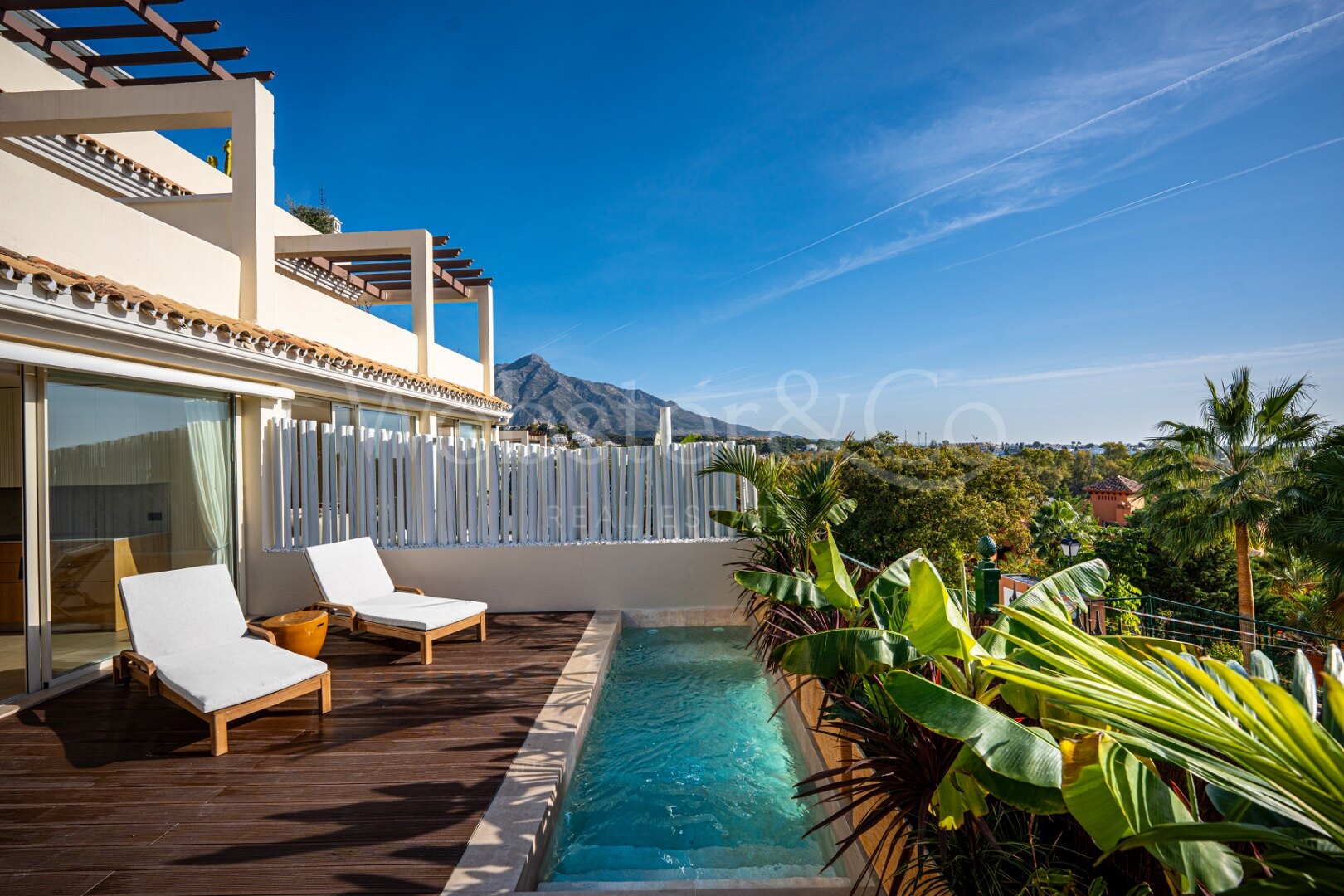 Apartment Gales II - Luxury Flat in Nueva Andalucia