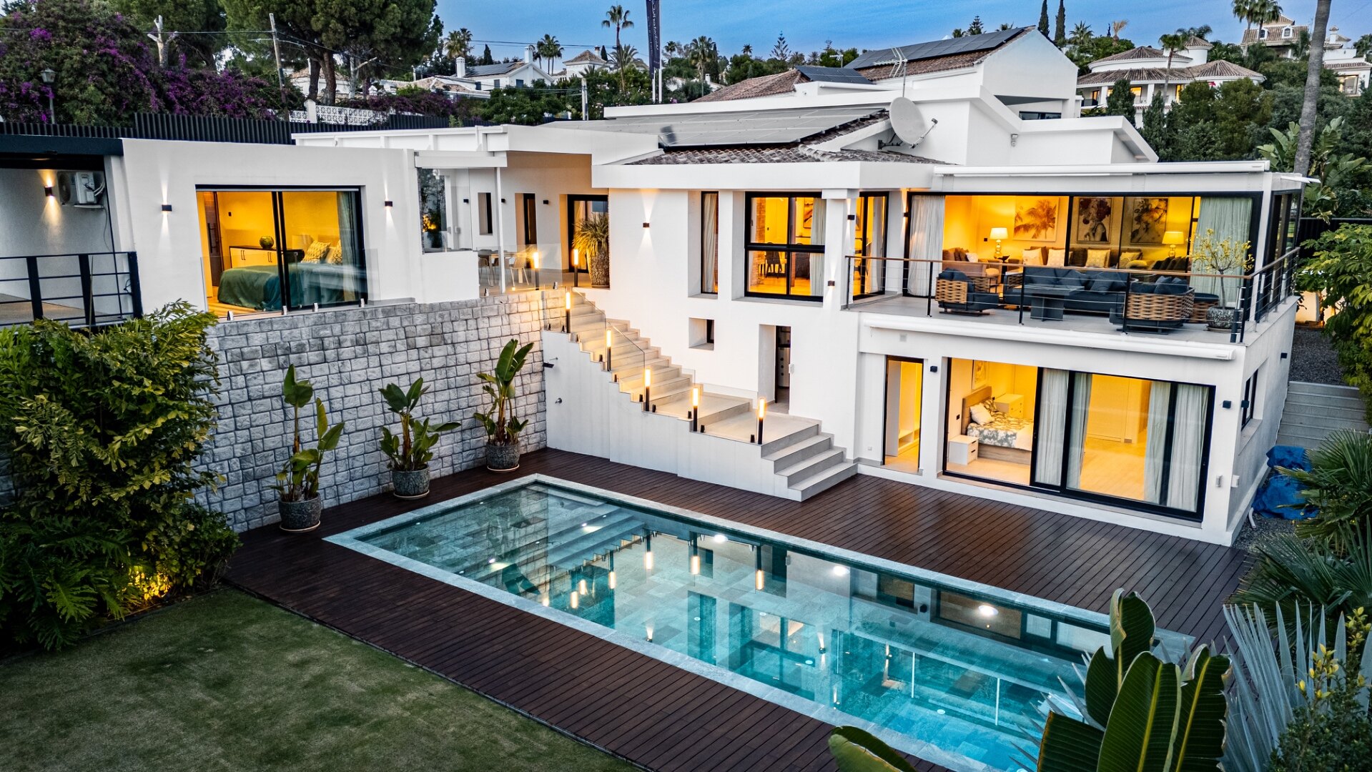 Villa Elara – Hogar de Lujo en El Rosario, Marbella