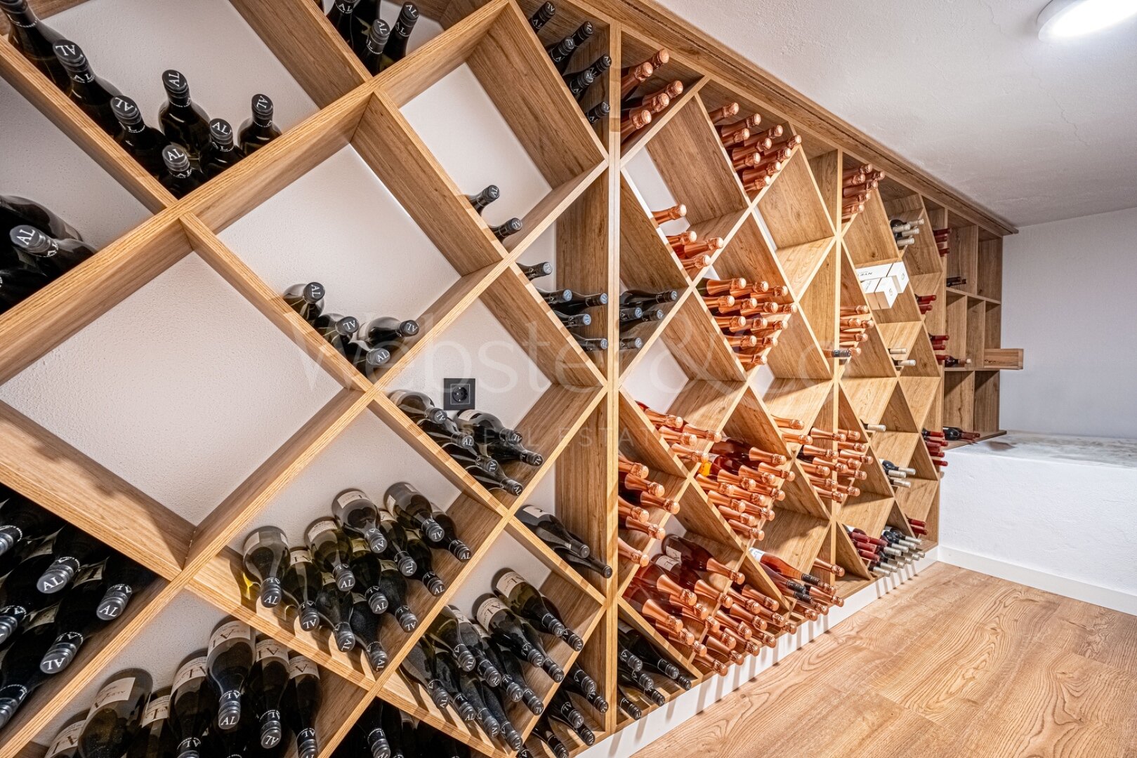 Villa Elara - Luxury Home in El Rosario, Marbella