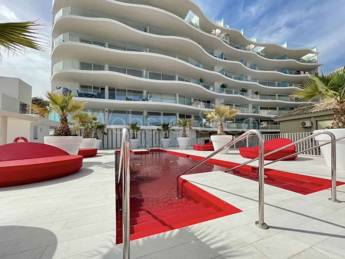 Apartment Las Olas - Beachside Comfort in Fuengirola