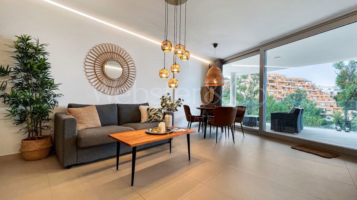 Apartment Las Olas - Beachside Comfort in Fuengirola