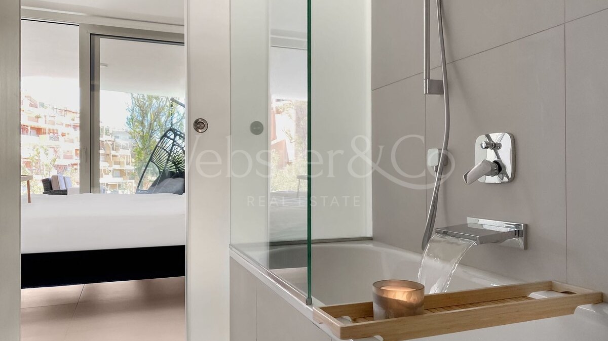 Apartment Las Olas - Beachside Comfort in Fuengirola