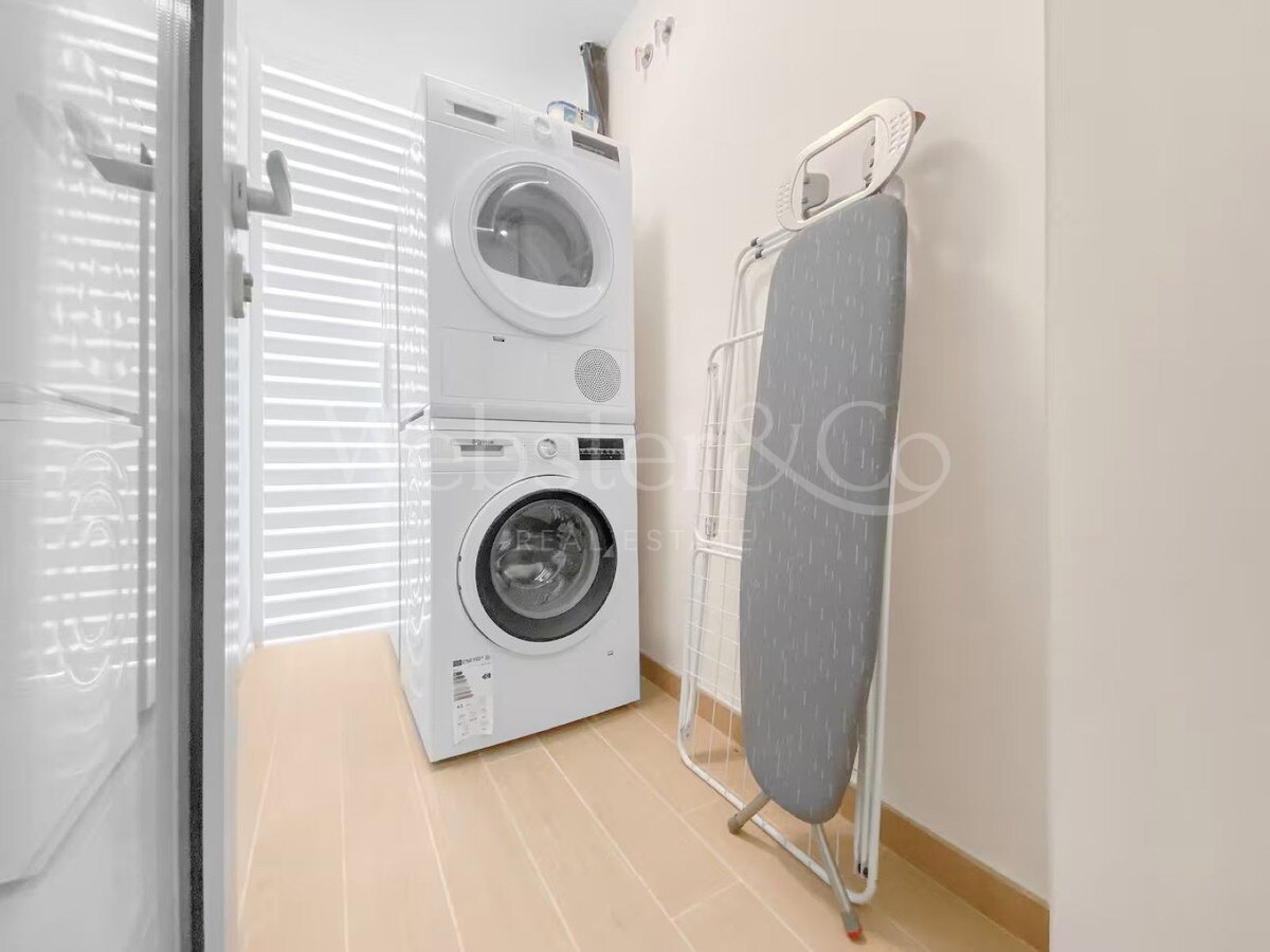 Apartment Las Olas - Beachside Comfort in Fuengirola