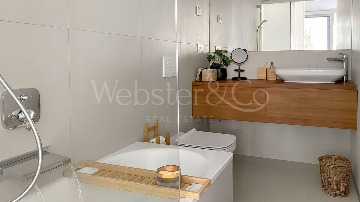 Apartment Las Olas - Beachside Comfort in Fuengirola