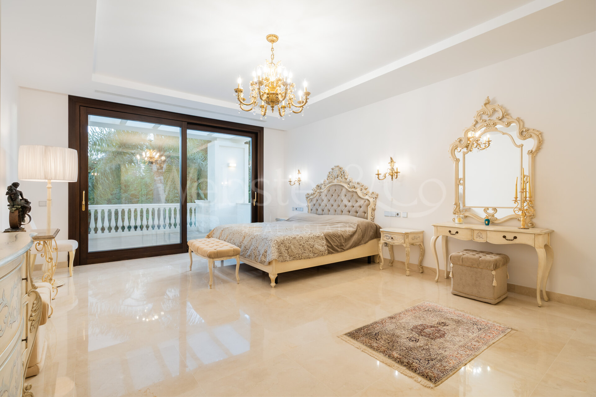 Maison Belle Mer - Timeless Beachside Home, Casasola