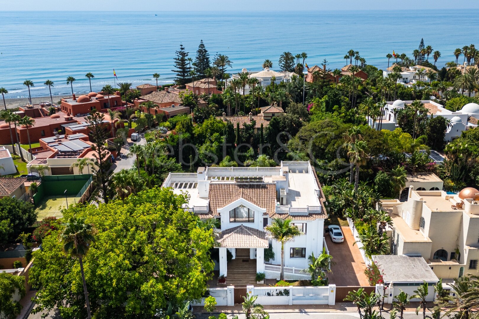Maison Belle Mer - Timeless Beachside Home, Casasola