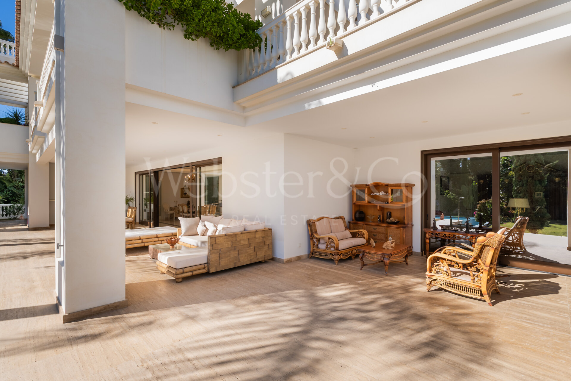 Maison Belle Mer - Timeless Beachside Home, Casasola