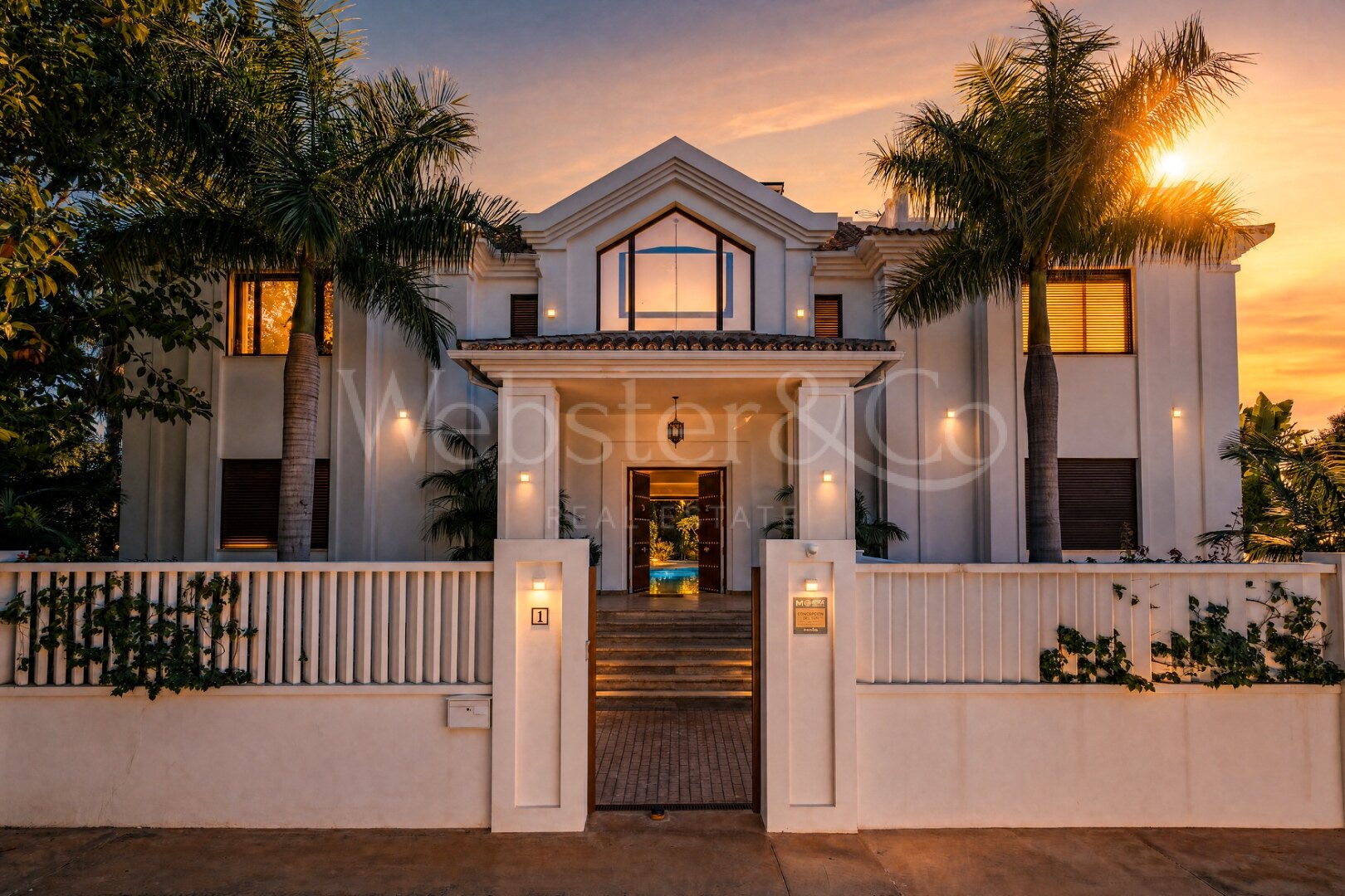 Maison Belle Mer - Timeless Beachside Home, Casasola