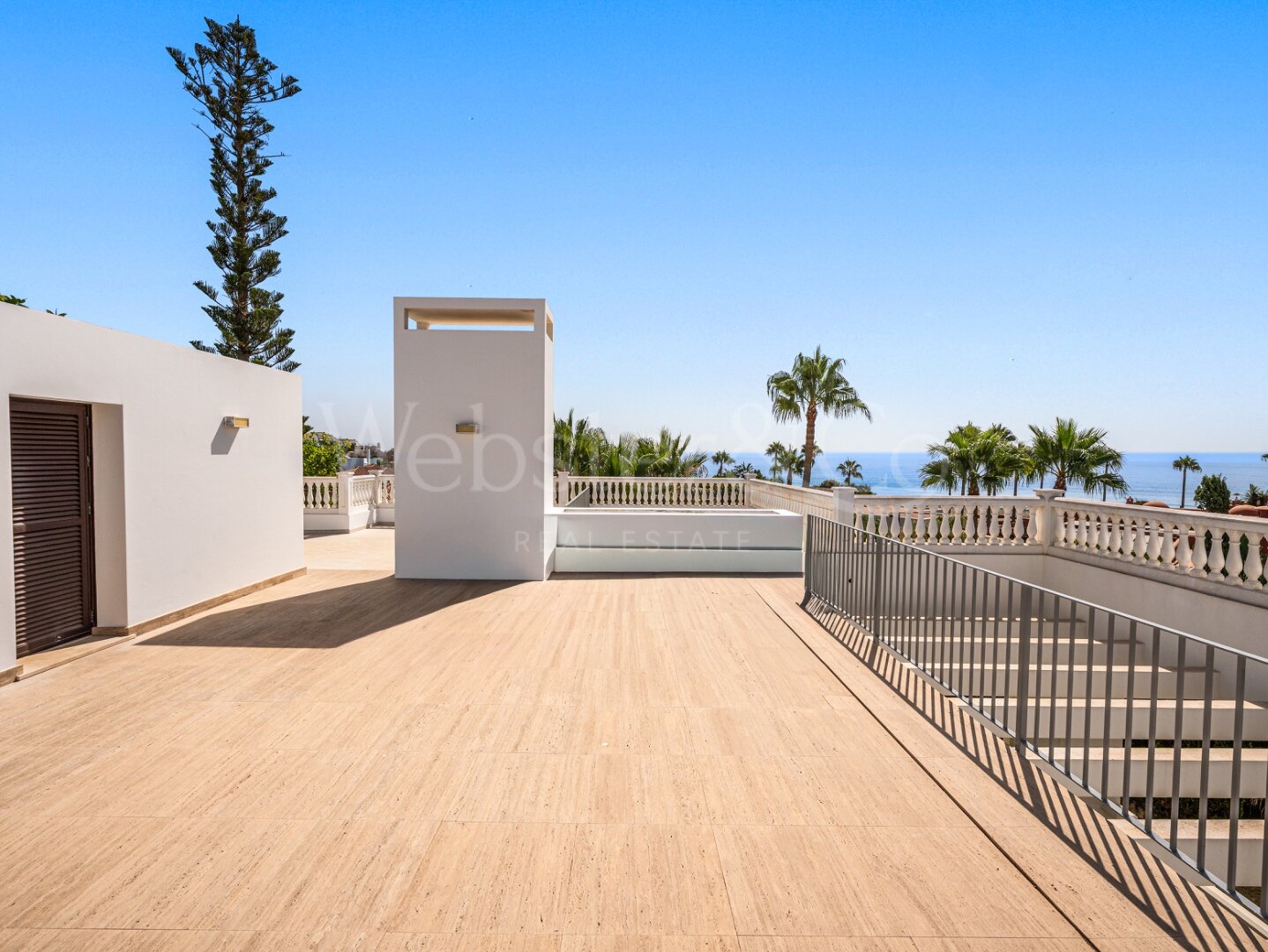 Maison Belle Mer - Timeless Beachside Home, Casasola