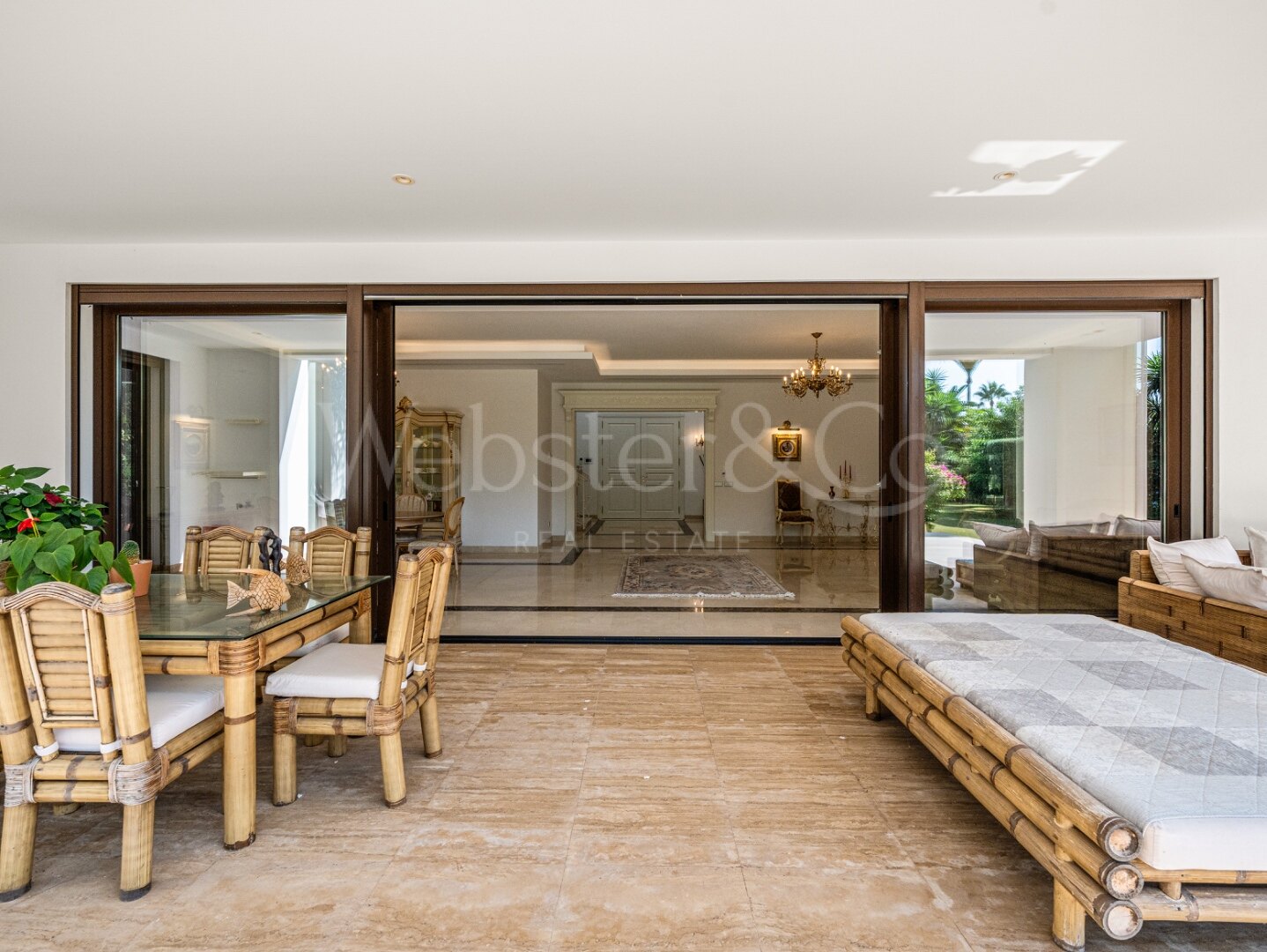 Maison Belle Mer - Timeless Beachside Home, Casasola