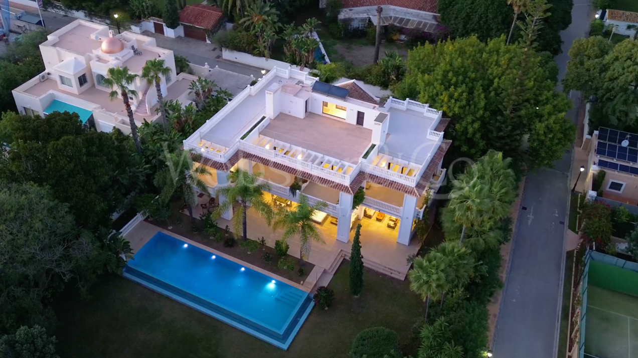 Maison Belle Mer - Timeless Beachside Home, Casasola